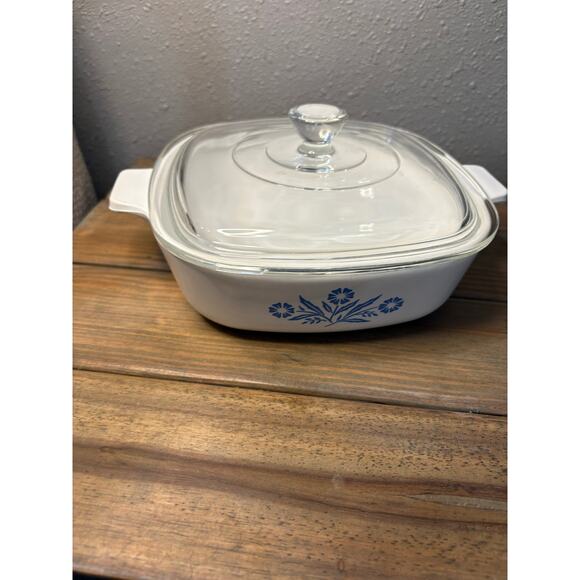 CorningWare blue cornflower P-1-B1 quart dish casserole sauce pan w/ Pyrex lid - Picture 1 of 3